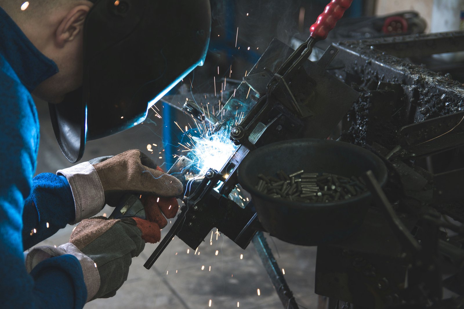About Rafee Metal Industries